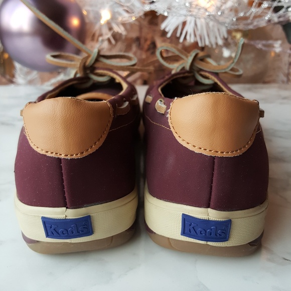 Maroon Keds - Picture 4 of 5